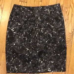 Anne Taylor skirt with pockets